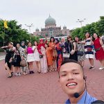Gia đình chị Hương ( Tiền Giang) HDV quá nhiệt tình vui tính, tour singapore malay của gia đình tôi rất tuyệt vời, cảm ơn Vietkingtravel!